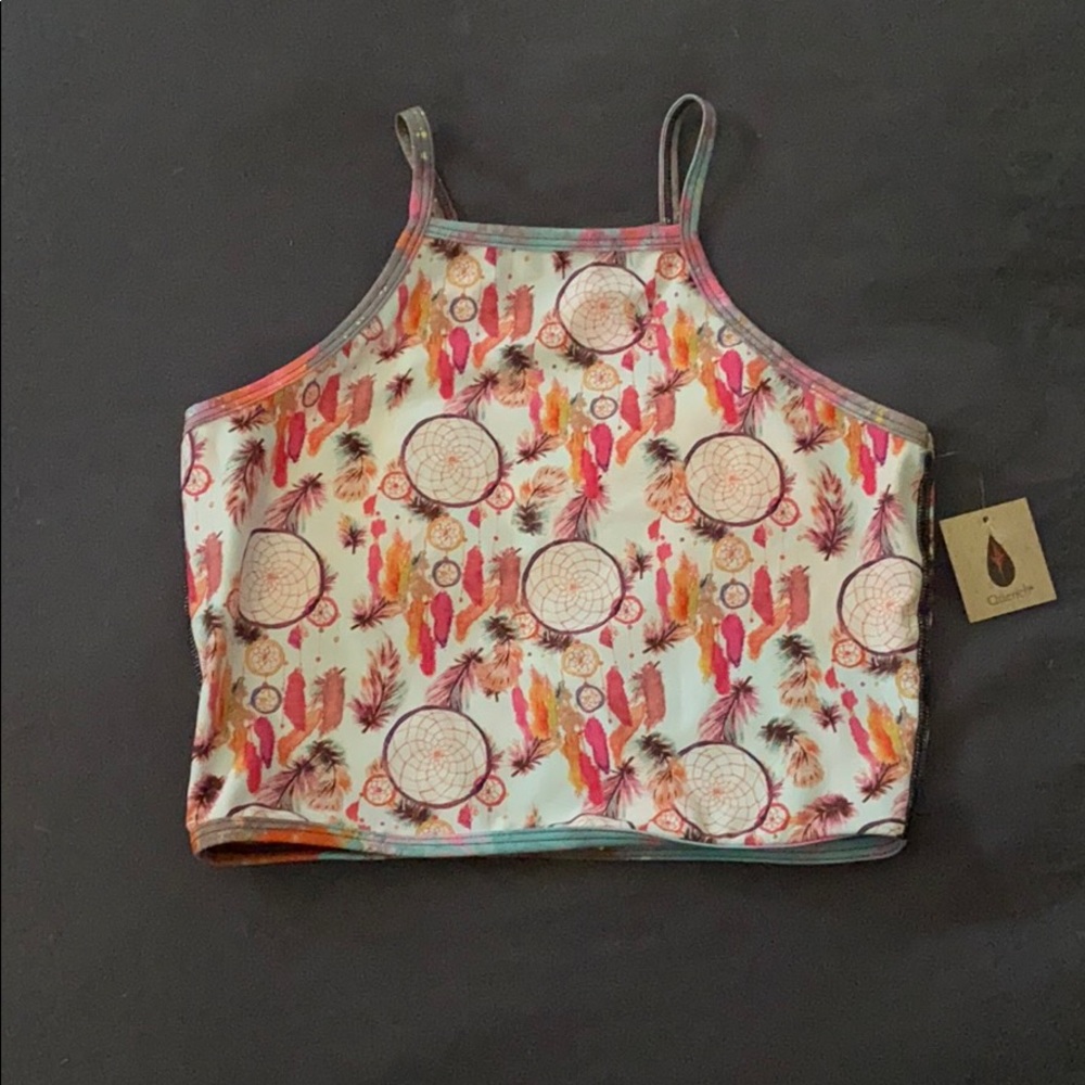 Active crop tank - reversible